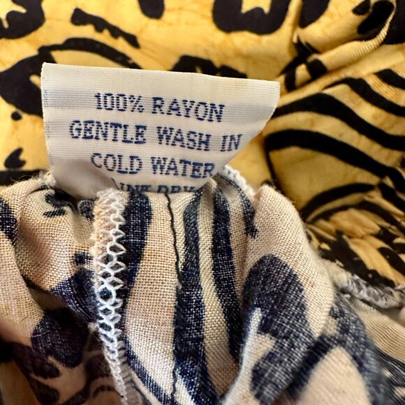 Casual Wear by East Winds 2 Piece Top and Pants Aztec MultiColor Womens Size XL - Picture 10 of 10